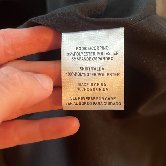 Black Evening Gown. Size 8. Chetta B. - Picture 4 of 6